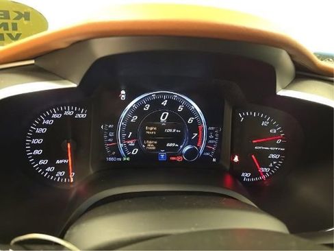 Used 2019 Chevrolet Corvette Stingray Coupe RWD image 7