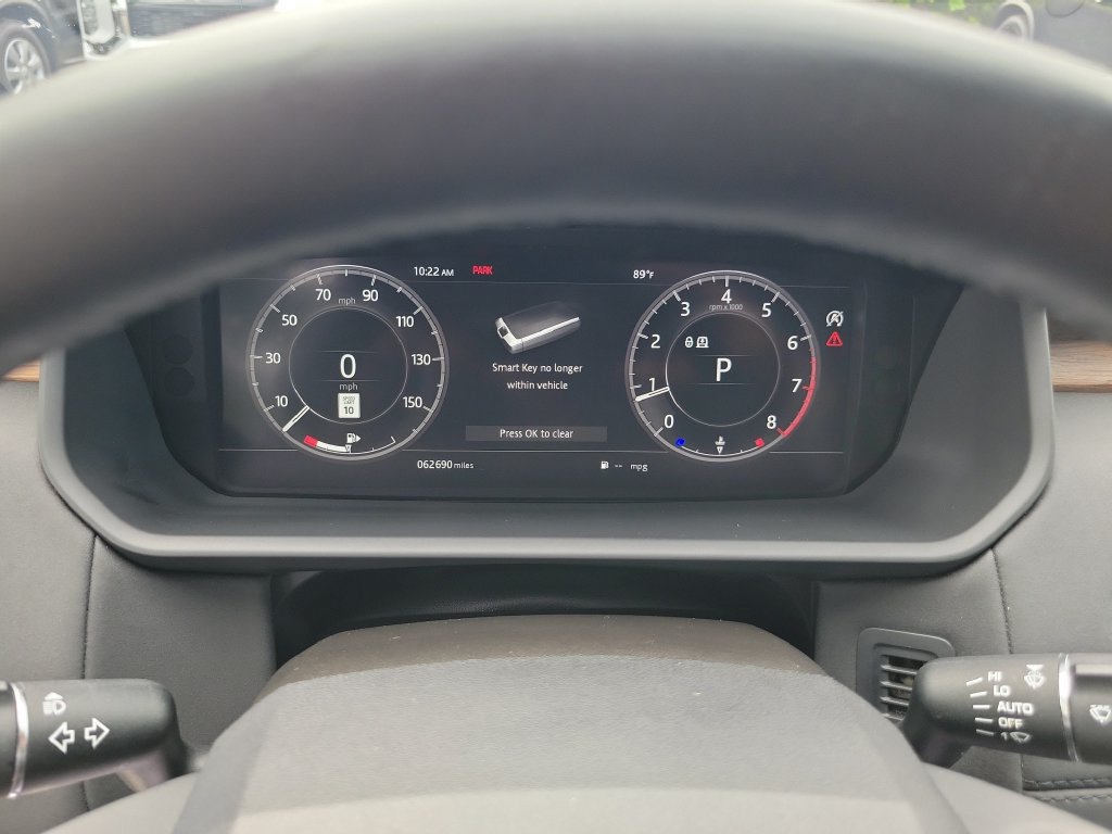 Used 2018 Land Rover Discovery HSE AWD/4WD image 29