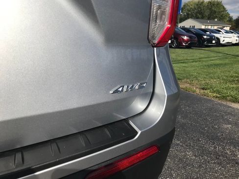 Used 2022 Ford Explorer XLT image 39