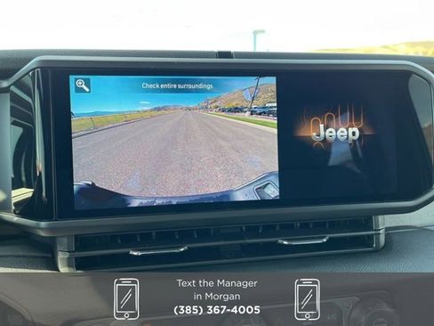 New 2025 Jeep Gladiator Sport image 19