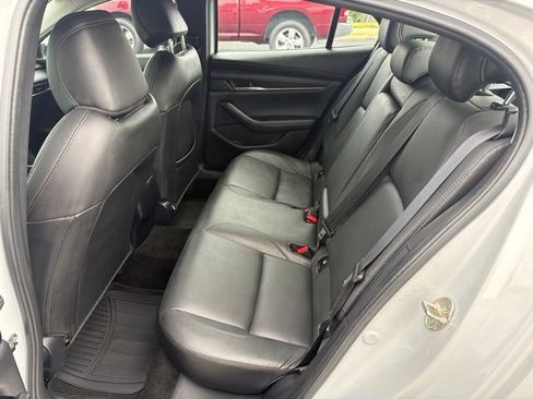 Used 2024 MAZDA MAZDA3 s FWD image 22