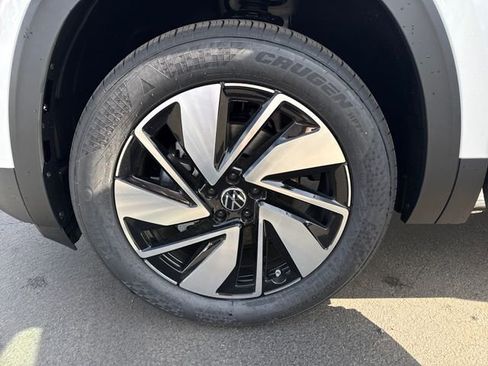 New 2026 Volkswagen Atlas SEL AWD/4WD image 33