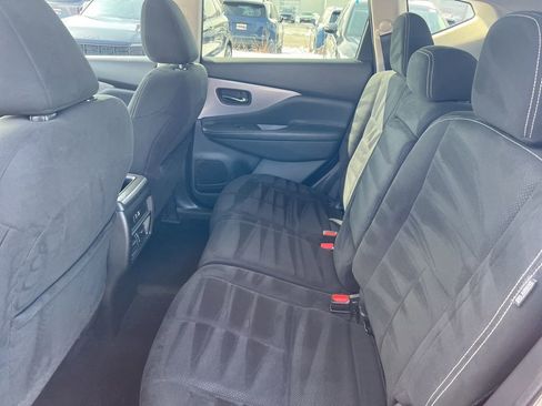 Used 2019 Nissan Murano S image 8