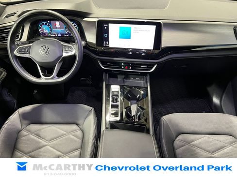 Used 2024 Volkswagen Atlas Cross Sport SE w/ Panoramic Sunroof Package AWD/4WD image 25