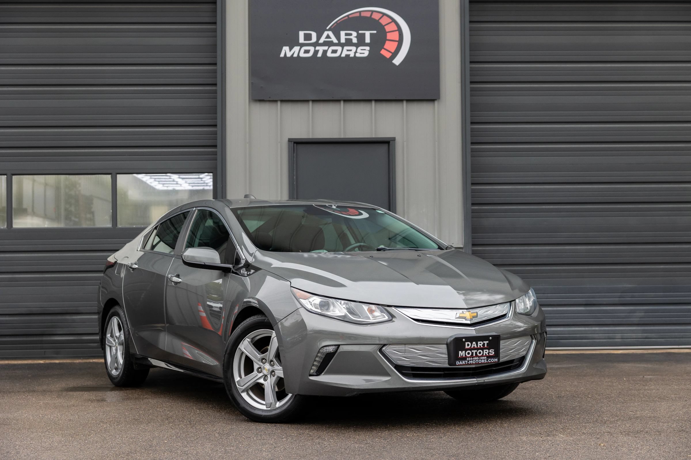 Used 2017 Chevrolet Volt LT FWD image 3