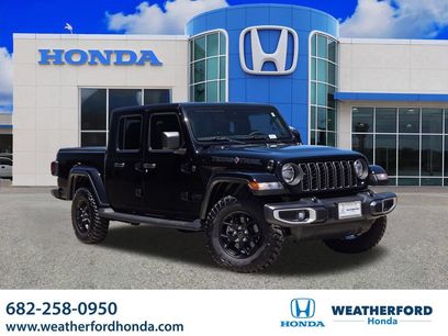 Used 2025 Jeep Gladiator Sport