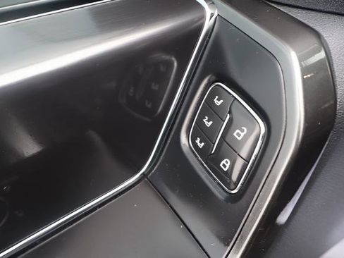 Used 2021 Ford F150 Lariat AWD/4WD image 23