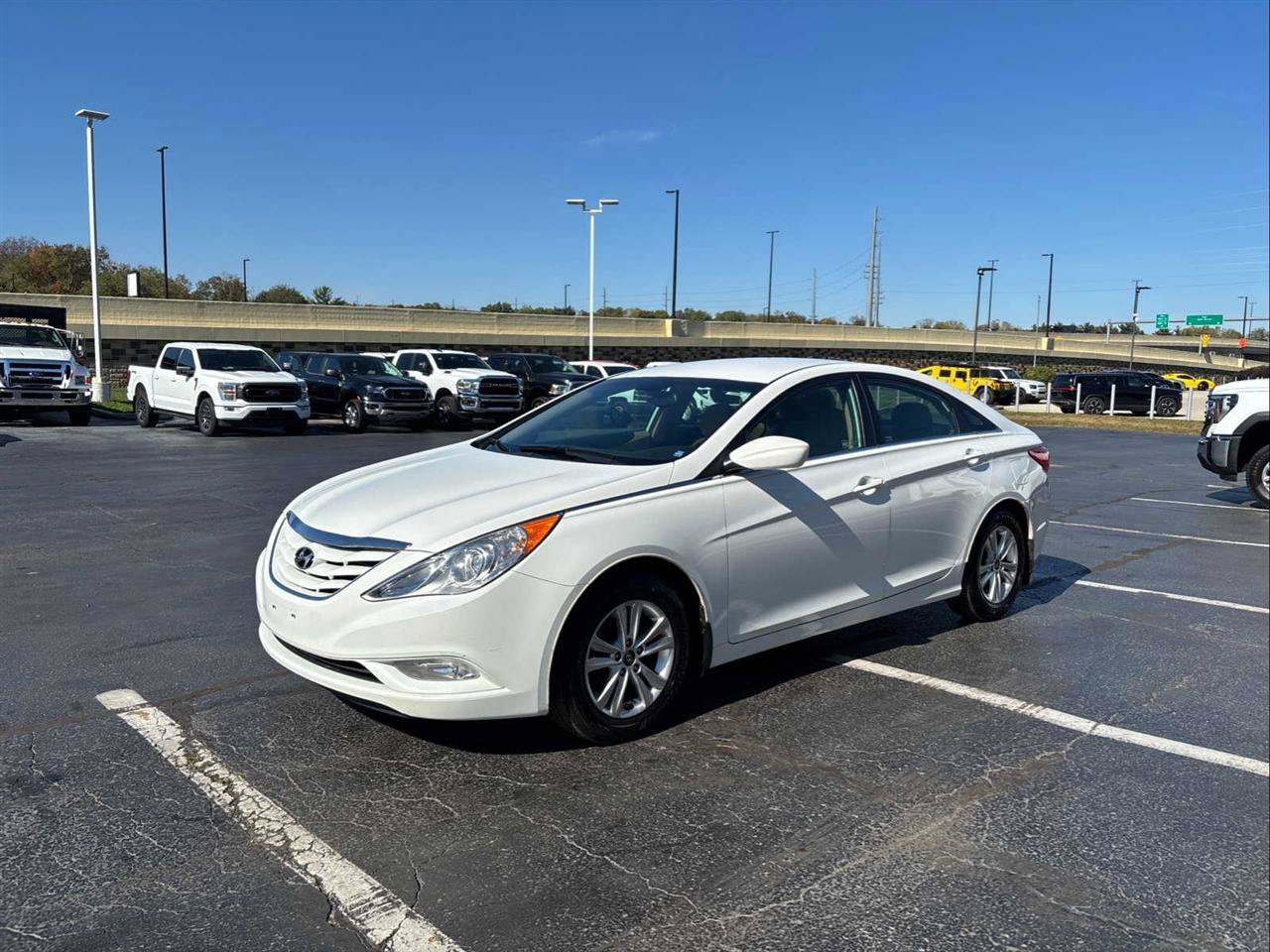 Used 2013 Hyundai Sonata GLS w/ Popular Equipment Pkg FWD image 4