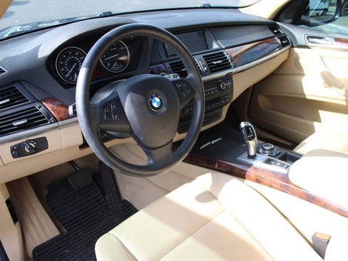 Used 2012 BMW X5 xDrive35d image 4