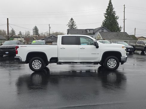 Certified 2022 Chevrolet Silverado 3500 LTZ w/ LTZ Convenience Package image 7