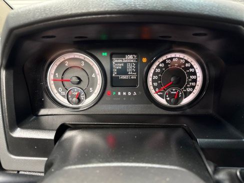 Used 2018 RAM 2500 Tradesman w/ Chrome Appearance Group AWD/4WD image 17