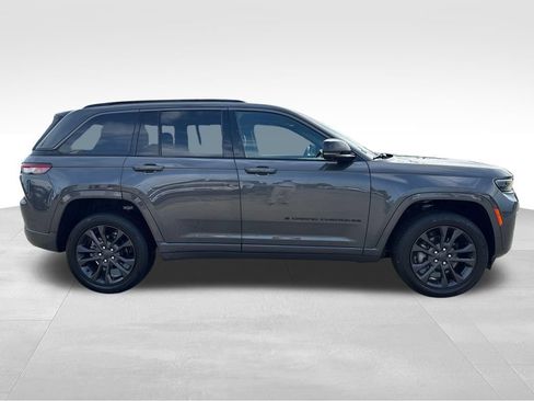 Used 2026 Jeep Grand Cherokee Limited AWD/4WD image 6