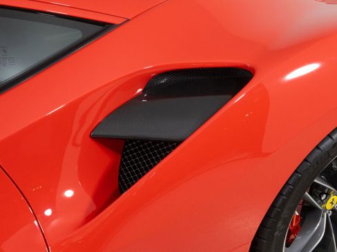 Used 2017 Ferrari 488 GTB image 14