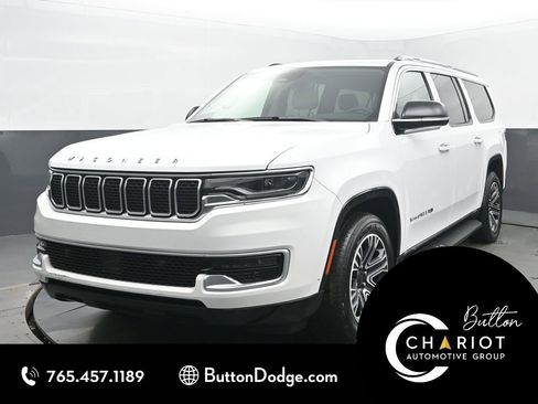Used 2023 Jeep Wagoneer L Base w/ Premium Group I image 1
