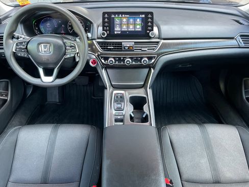 Used 2021 Honda Accord EX image 3