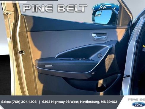 Used 2018 Hyundai Santa Fe Sport image 17