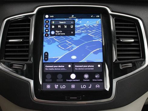 Certified 2024 Volvo XC90 B6 Plus w/ Protection Package Premier AWD/4WD image 38
