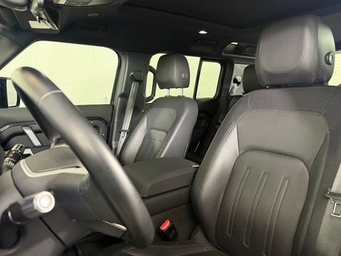 Used 2022 Land Rover Defender 110 X-Dynamic SE image 5