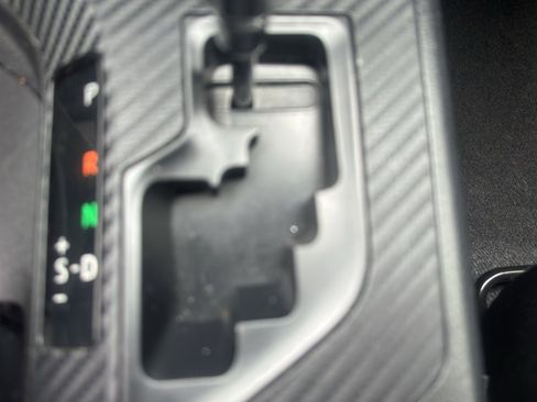 Used 2014 Toyota RAV4 LE image 10