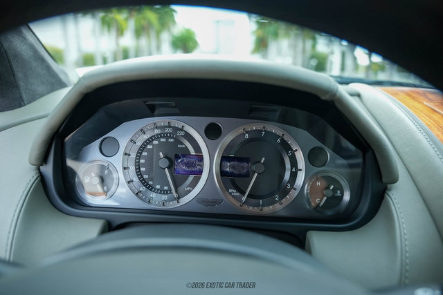 Used 2006 Aston Martin DB9 Volante RWD image 34