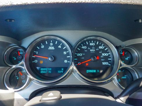 Used 2010 GMC Sierra 2500 SLE w/ SLE Preferred Package AWD/4WD image 10