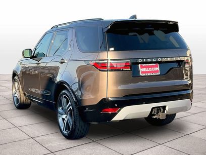 New 2025 Land Rover Discovery Metropolitan Edition