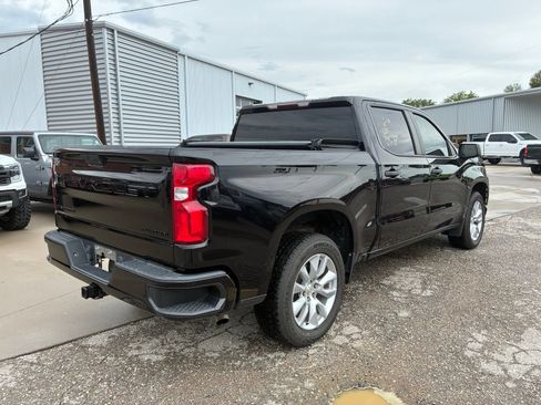 Used 2021 Chevrolet Silverado 1500 Custom w/ LPO, Dark Essentials Package RWD image 11