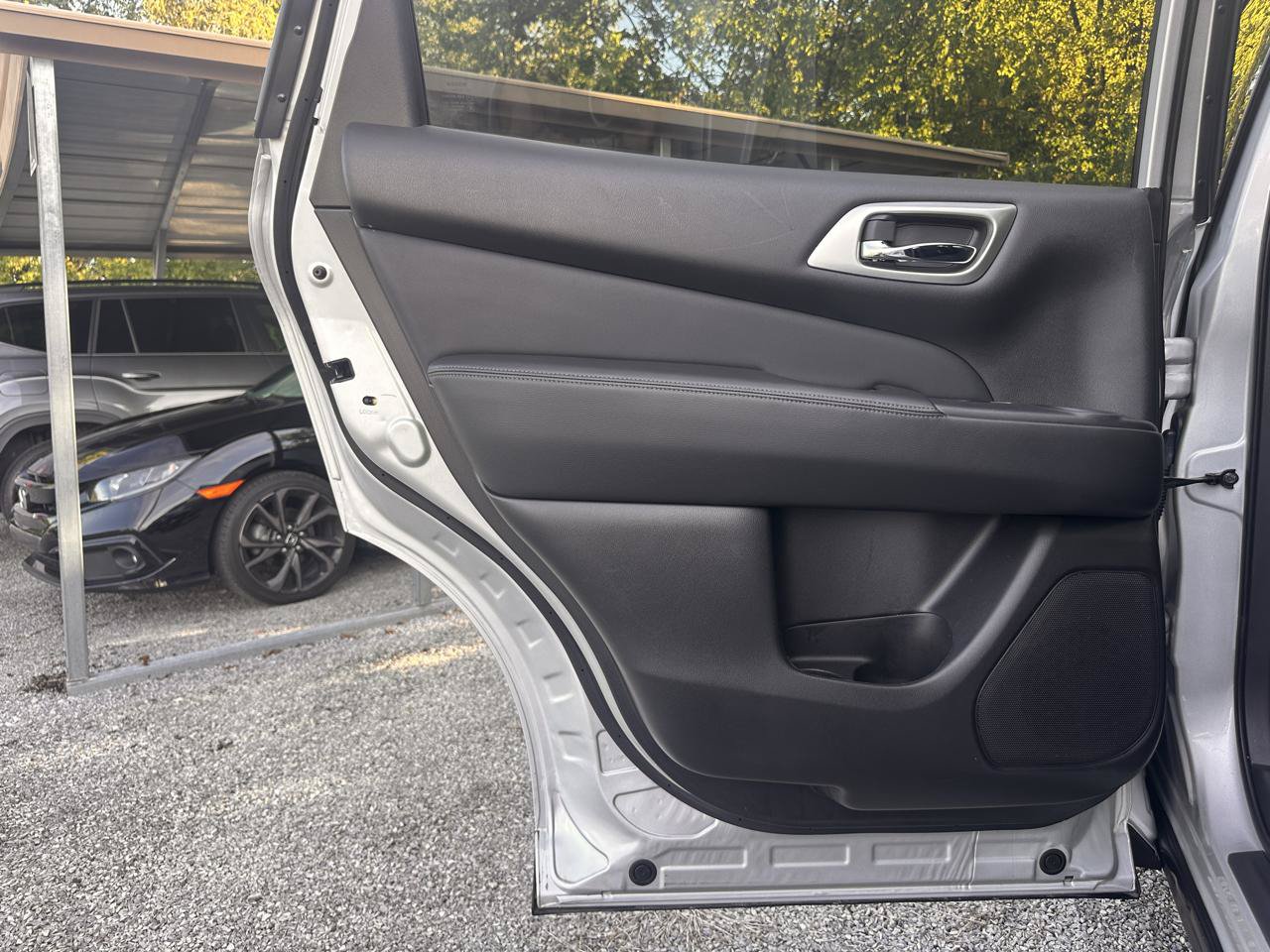 Used 2019 Nissan Pathfinder S FWD image 26