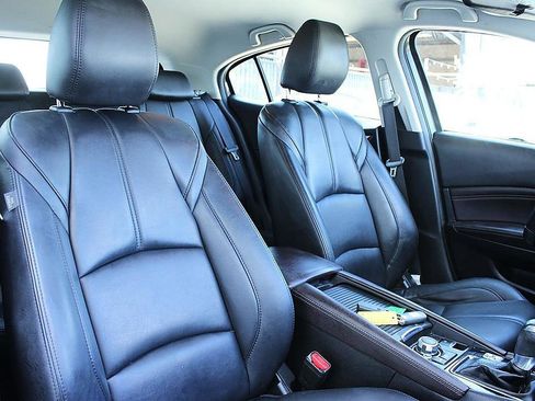 Used 2017 MAZDA MAZDA3 Touring image 20