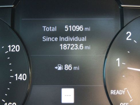 Used 2021 BMW 430i Coupe w/ Convenience Package image 29