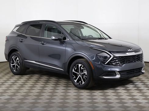 Used 2024 Kia Sportage EX w/ EX Premium Package image 2