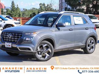 New 2026 Hyundai Venue SEL video 1