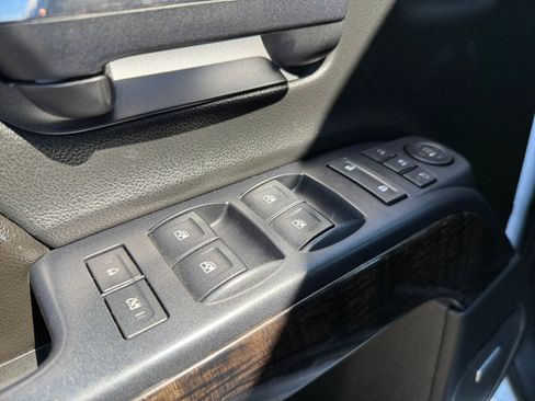 Used 2015 GMC Sierra 2500 Denali w/ Duramax Plus Package image 22