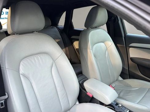 Used 2018 Audi Q3 2.0T Premium Plus w/ Premium Plus Package AWD/4WD image 19