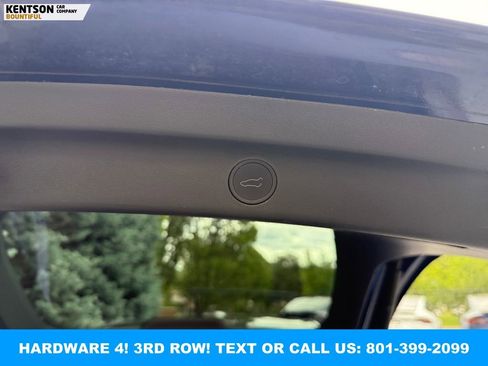 Used 2023 Tesla Model Y Long Range AWD/4WD image 35
