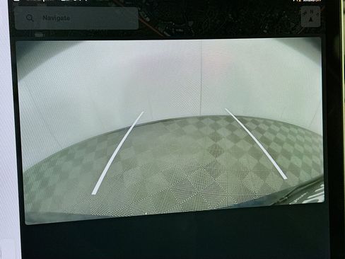 Used 2020 Tesla Model Y Long Range image 21