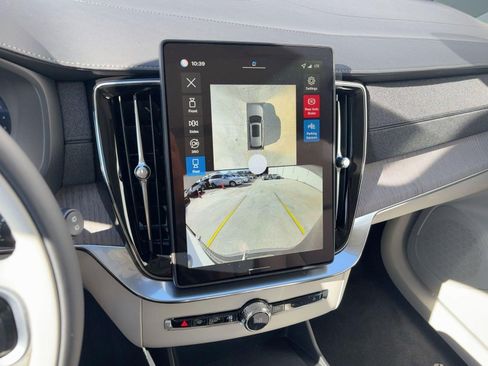 New 2026 Volvo XC90 B6 Ultra w/ Protection Package image 25