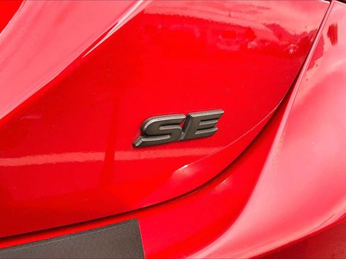 Used 2021 Toyota Camry SE image 29