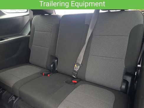 Used 2023 Chevrolet Traverse LT AWD/4WD image 6