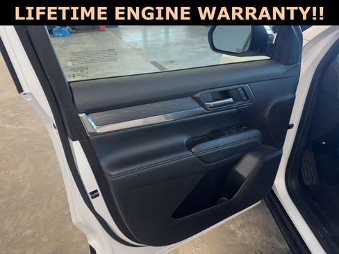 Used 2025 GMC Terrain Elevation image 14