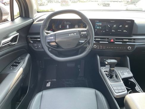 New 2026 Kia Sportage EX FWD image 12