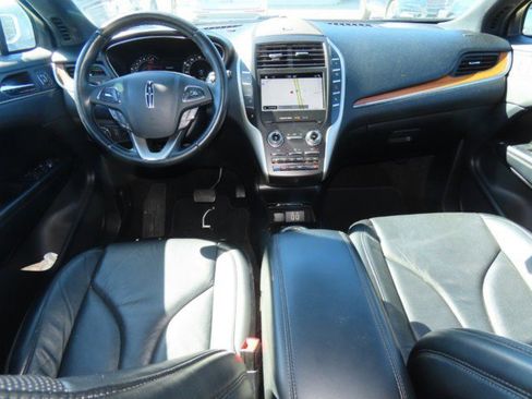 Used 2019 Lincoln MKC Reserve image 22