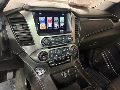 Used 2017 Chevrolet Suburban LT AWD/4WD image 19