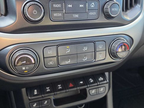 Used 2018 Chevrolet Colorado ZR2 AWD/4WD image 29