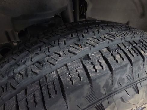 Used 2024 Jeep Wrangler Sport S image 24