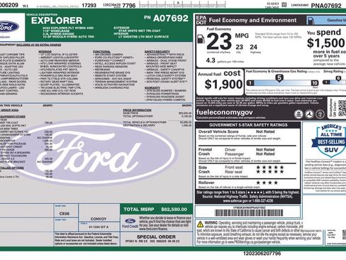 Used 2023 Ford Explorer Platinum w/ Technology Package AWD/4WD image 3