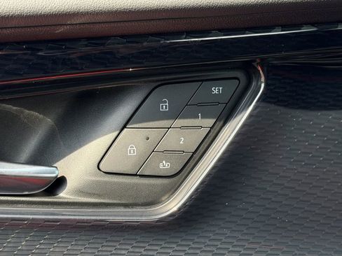 Used 2025 Chevrolet Blazer EV SS image 34