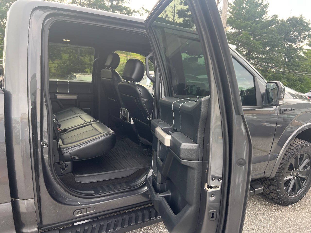 Used 2020 Ford F150 Lariat AWD/4WD image 10