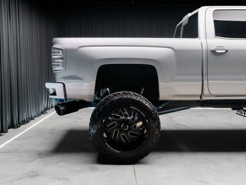 Used 2016 Chevrolet Silverado 2500 LTZ w/ Duramax Plus Package AWD/4WD image 38