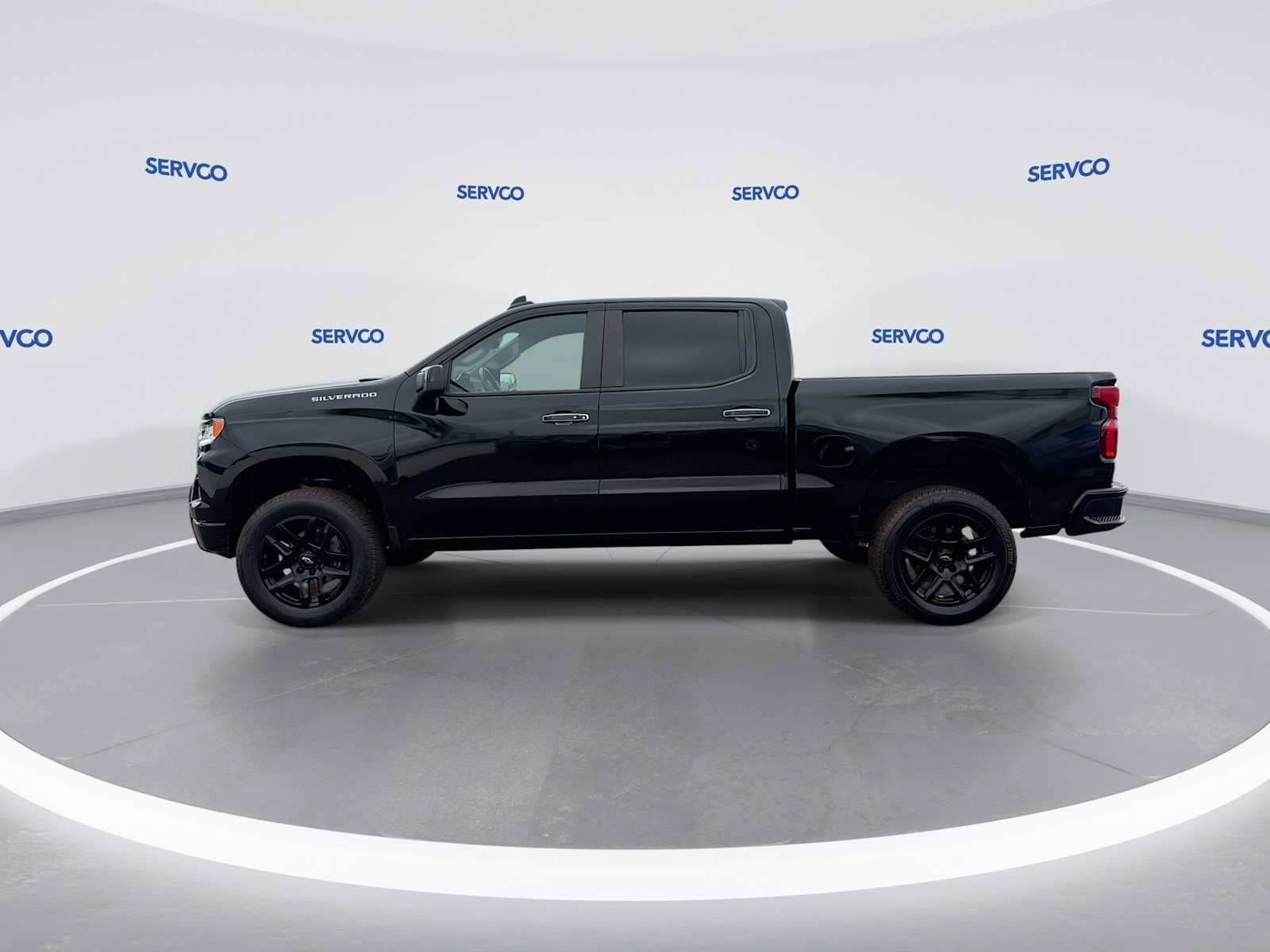 Used 2022 Chevrolet Silverado 1500 RST RWD image 5